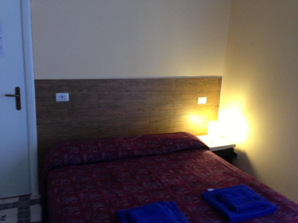 Ottimista Hotel Roma Phòng bức ảnh